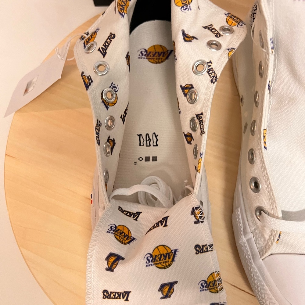 CONVERSE CTAS HI LAKERS BASKETBALL - Picture 2 of 12